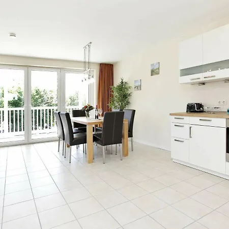 6 Person In Appartamento *